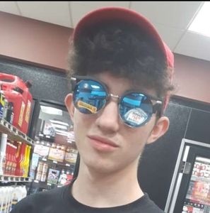 Meet your Posher, Shawn